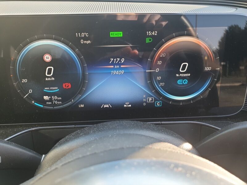 More views of Mercedes-Benz EQC