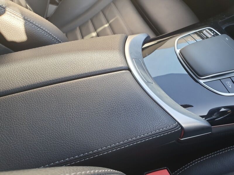 More views of Mercedes-Benz EQC