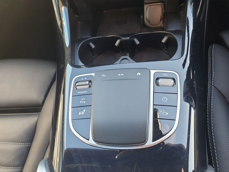 More views of Mercedes-Benz EQC