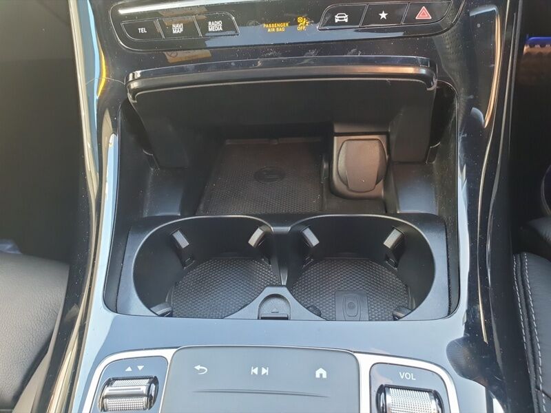 More views of Mercedes-Benz EQC