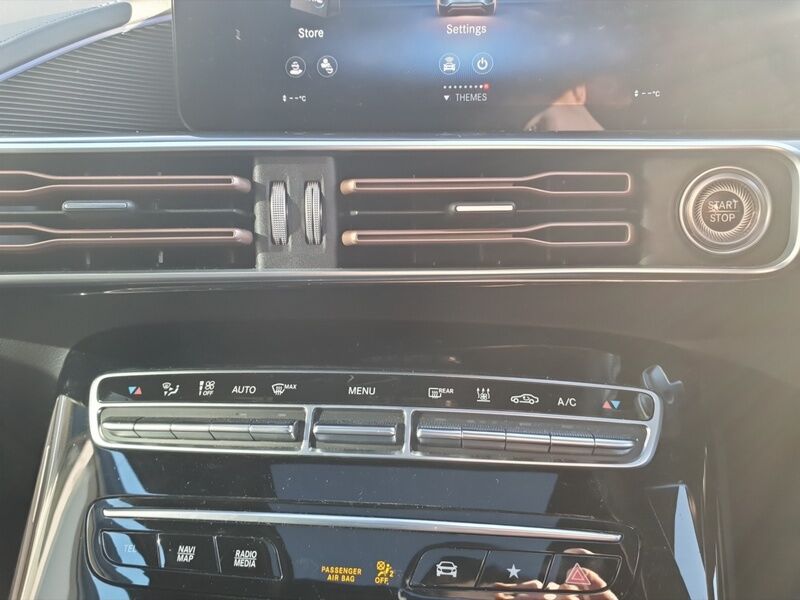 More views of Mercedes-Benz EQC