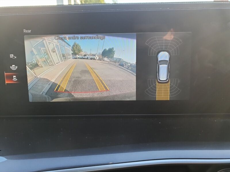 More views of Mercedes-Benz EQC