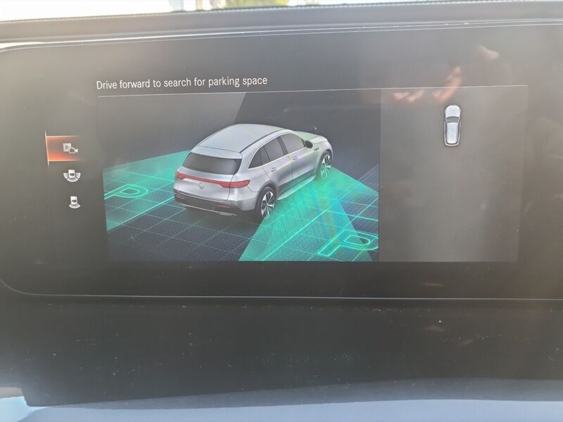 More views of Mercedes-Benz EQC