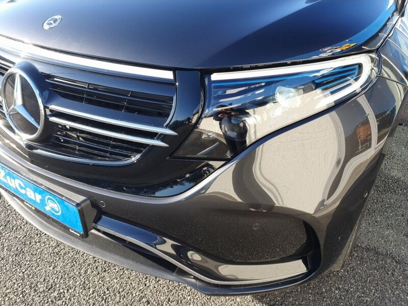 More views of Mercedes-Benz EQC