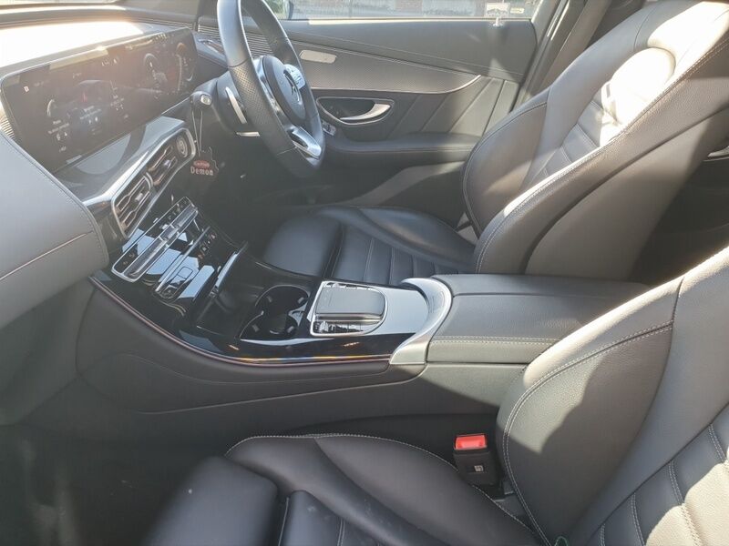 More views of Mercedes-Benz EQC