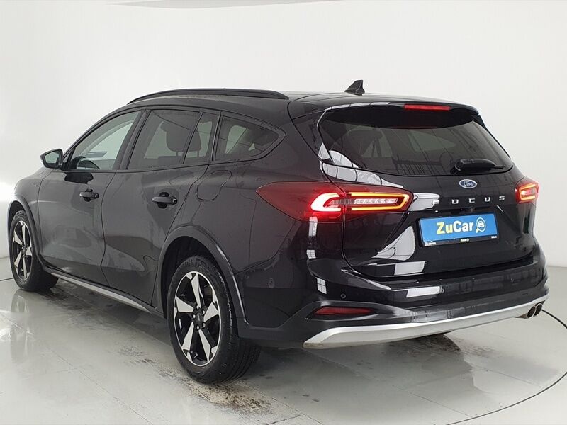 More views of Ford Focus