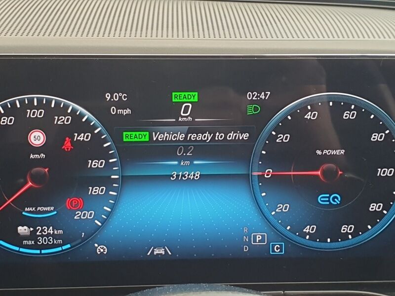 More views of Mercedes-Benz EQC