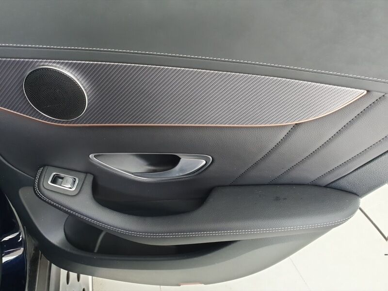 More views of Mercedes-Benz EQC