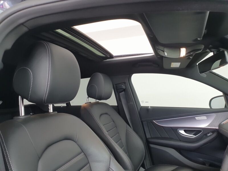 More views of Mercedes-Benz EQC