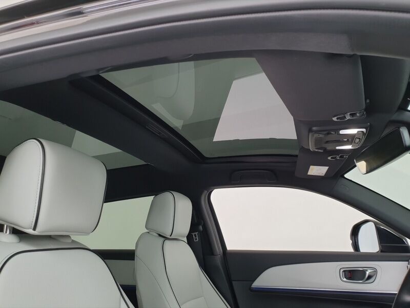 More views of Honda e:Ny1