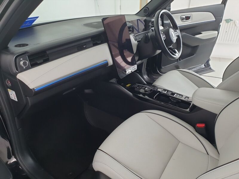 More views of Honda e:Ny1