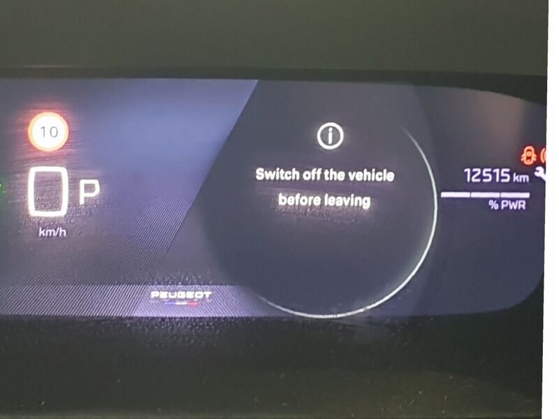 More views of Peugeot 2008