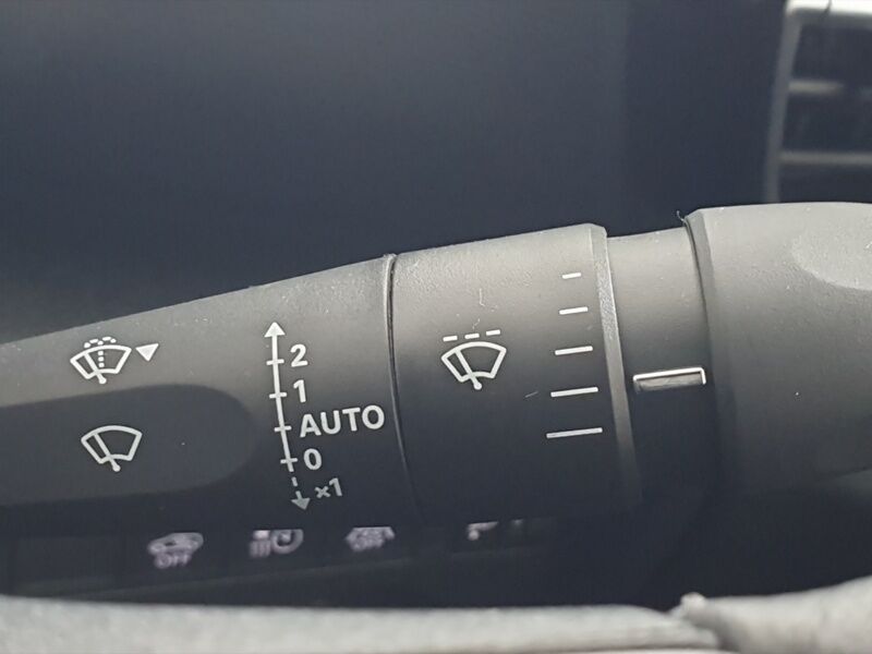 More views of Citroen e-C4