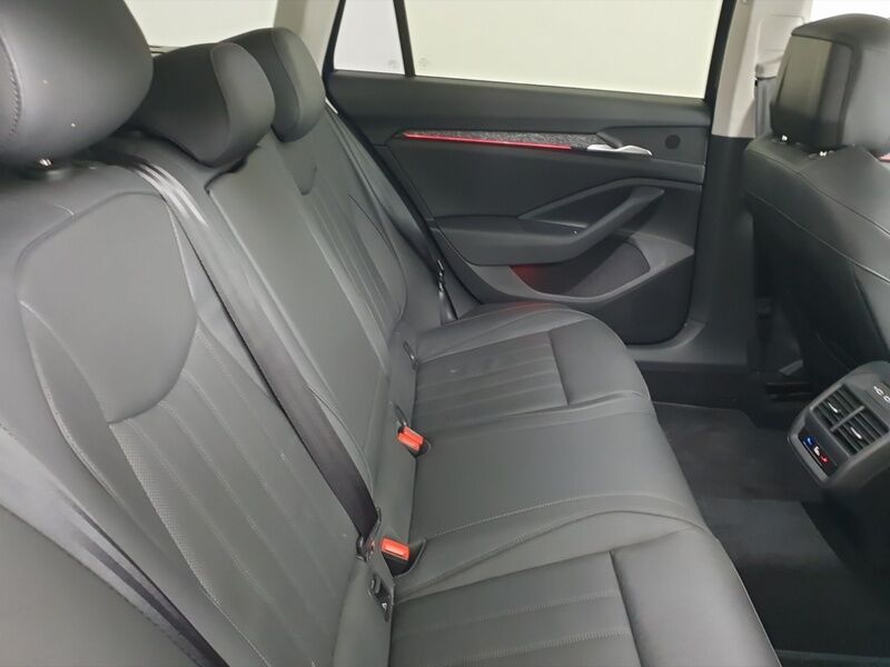 More views of Skoda Superb