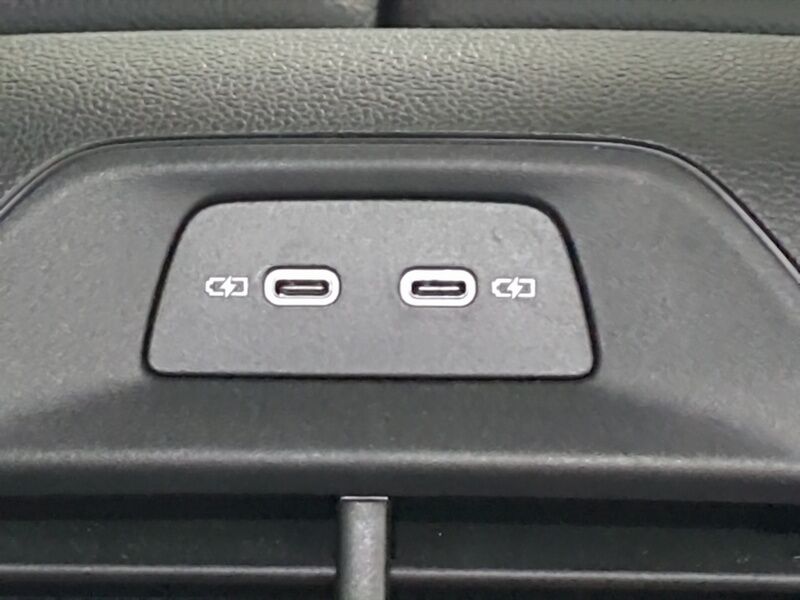 More views of Skoda Superb