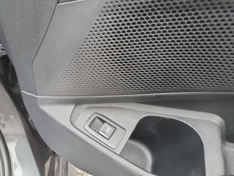 More views of BMW 3-Series