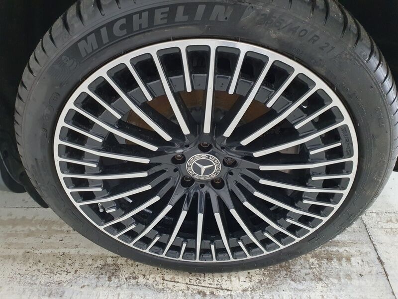 More views of Mercedes-Benz EQC