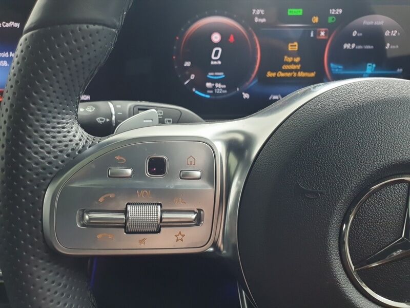 More views of Mercedes-Benz EQC