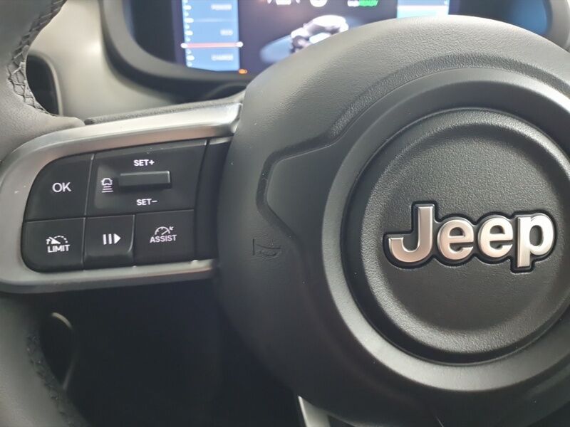 More views of Jeep Avenger