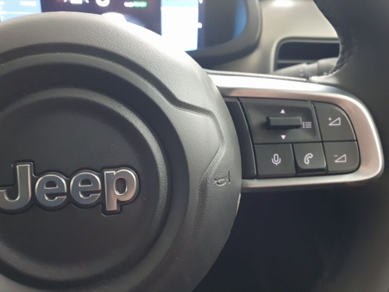 More views of Jeep Avenger