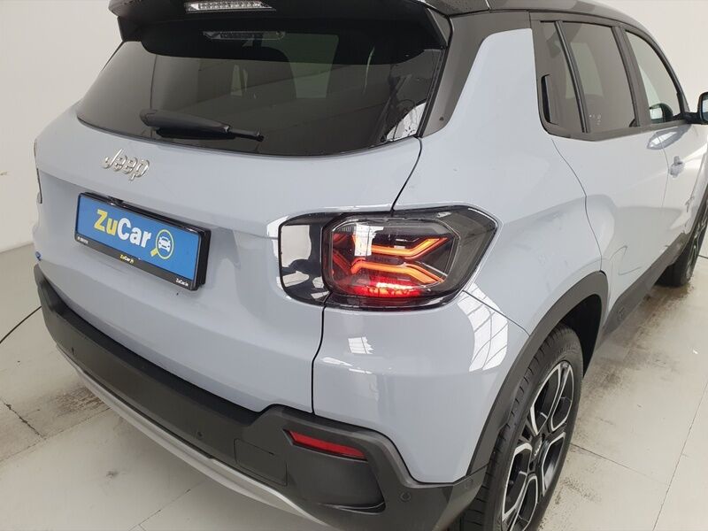 More views of Jeep Avenger