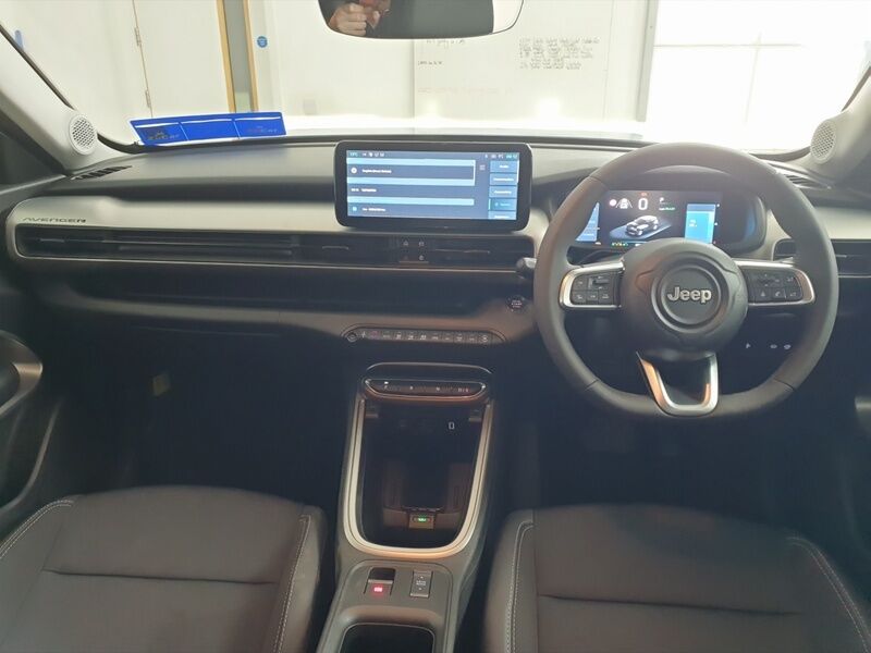 More views of Jeep Avenger