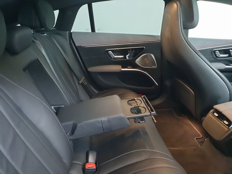 More views of Mercedes-Benz EQS