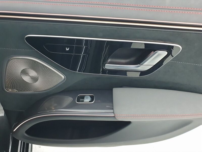 More views of Mercedes-Benz EQS