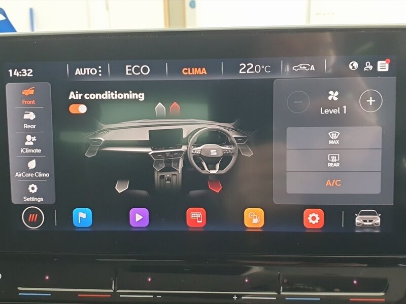 More views of SEAT Leon