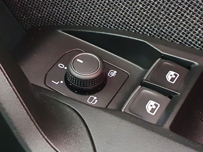 More views of SEAT Leon