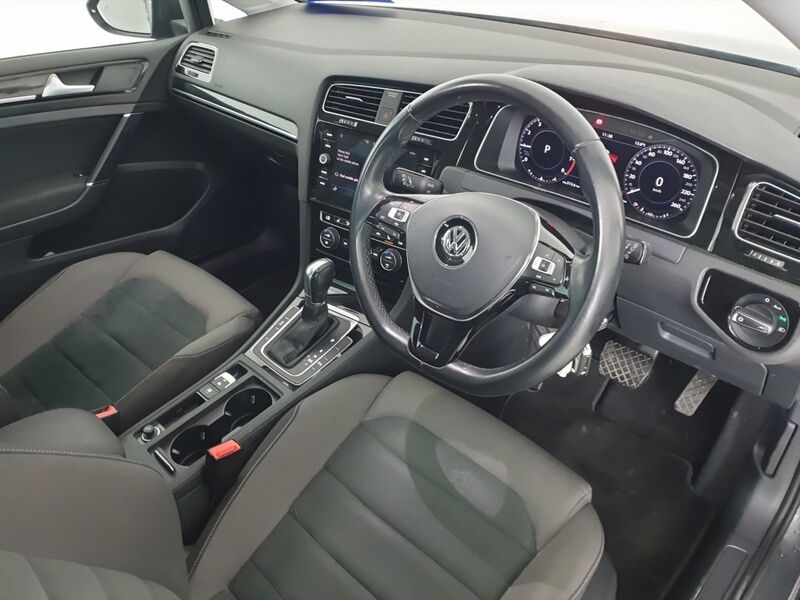 More views of Volkswagen Golf