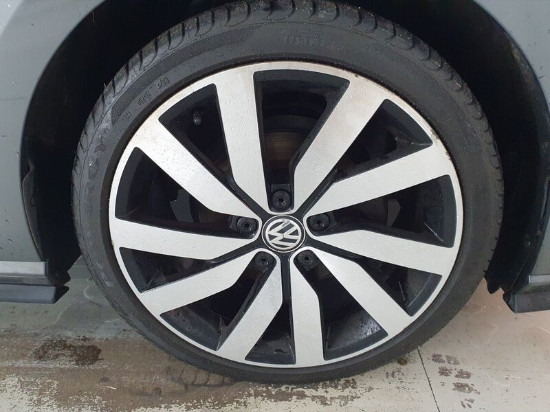 More views of Volkswagen Golf