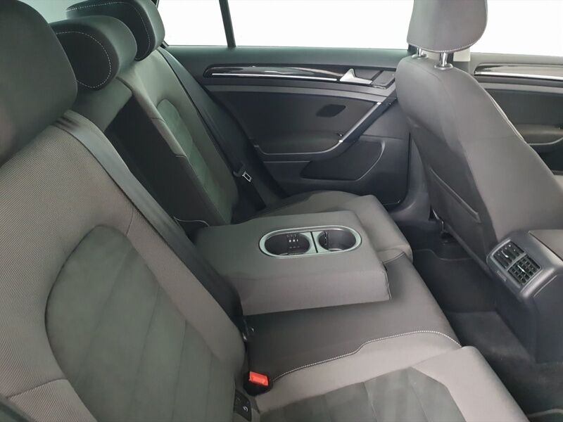 More views of Volkswagen Golf