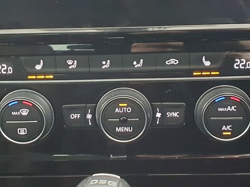 More views of Volkswagen Golf