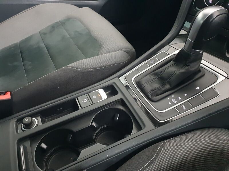 More views of Volkswagen Golf