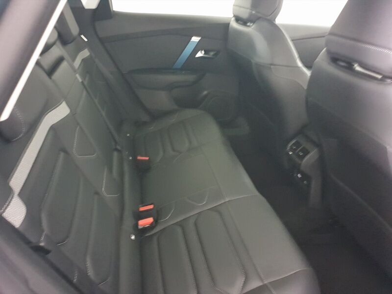 More views of Citroen e-C4