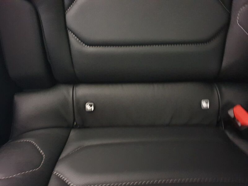 More views of Citroen e-C4
