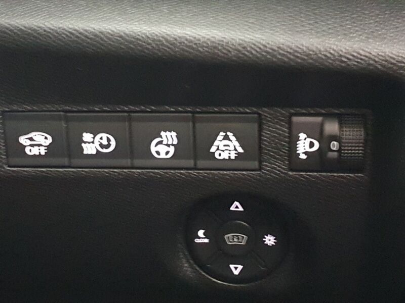 More views of Citroen e-C4
