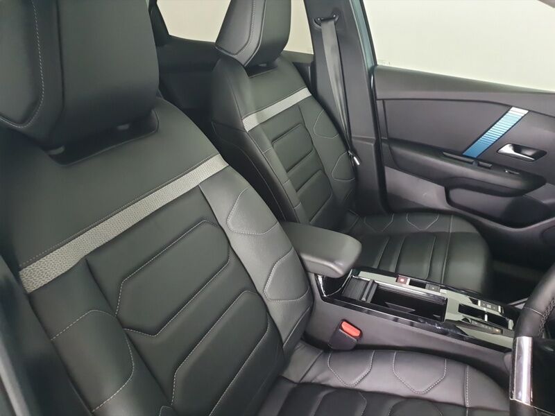 More views of Citroen e-C4