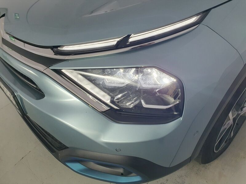 More views of Citroen e-C4
