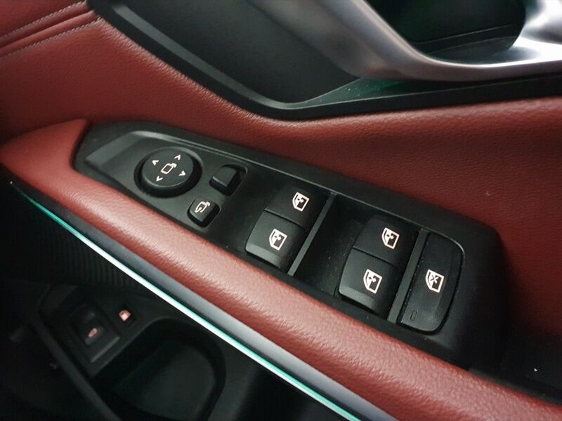 More views of BMW 3-Series