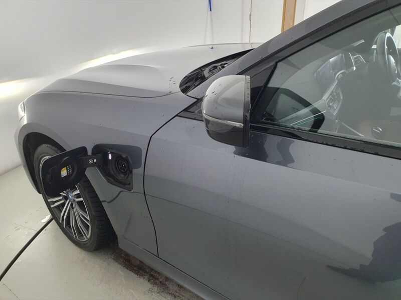 More views of BMW 3-Series