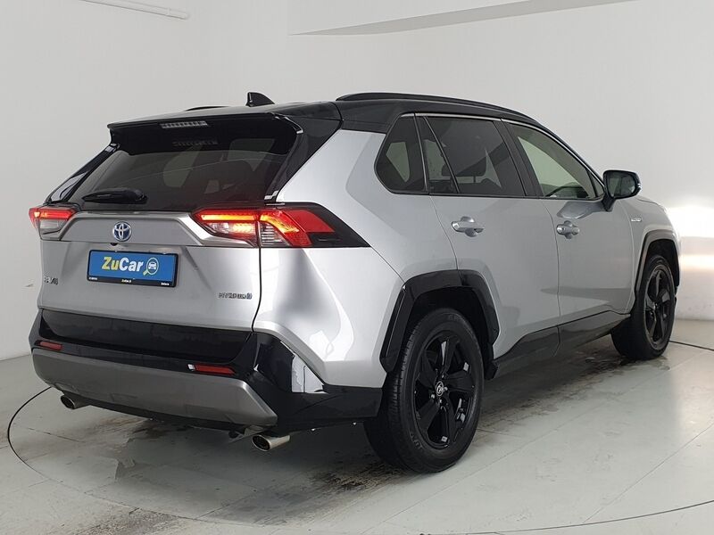More views of Toyota RAV4