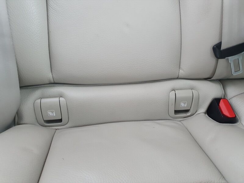 More views of Volvo V90