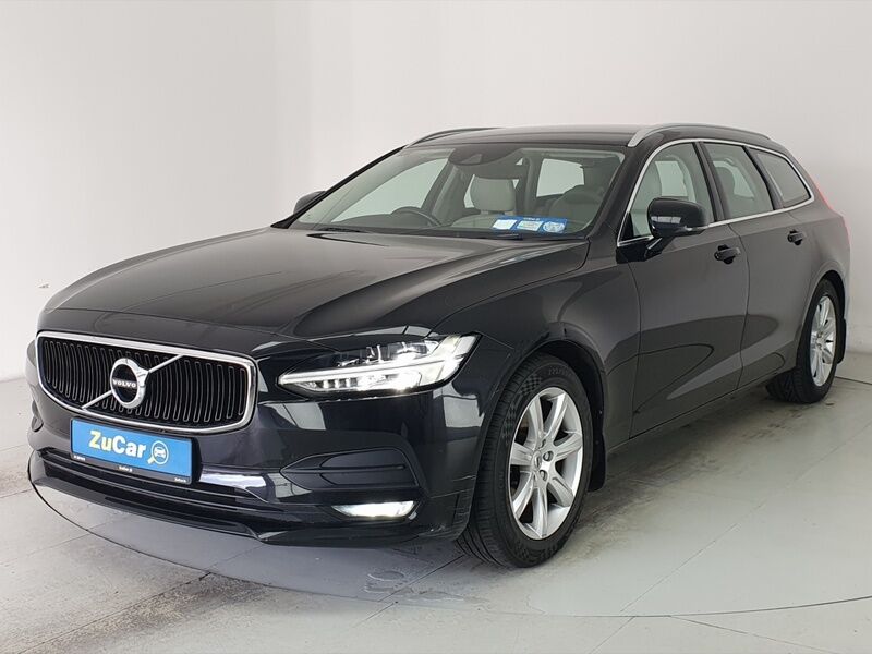 More views of Volvo V90