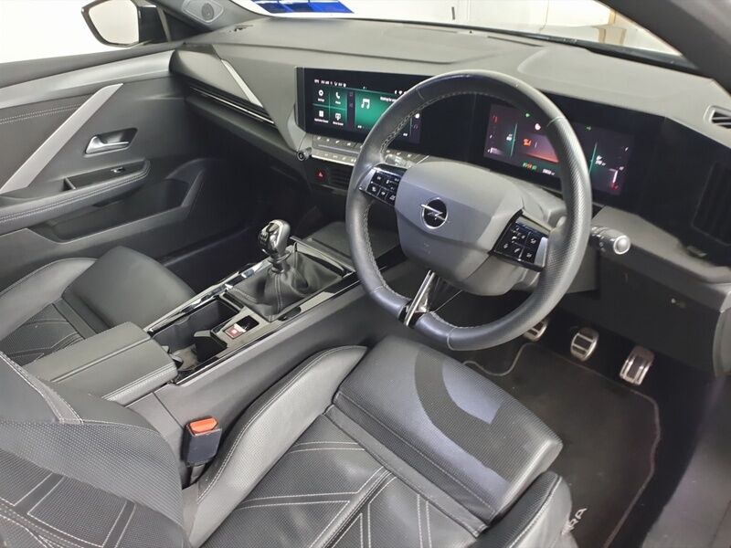 More views of Opel Astra