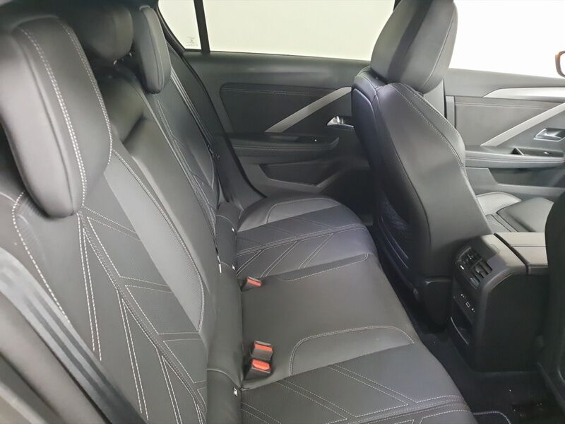 More views of Opel Astra