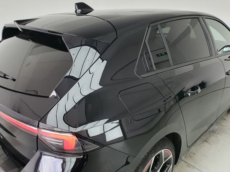 More views of Opel Astra