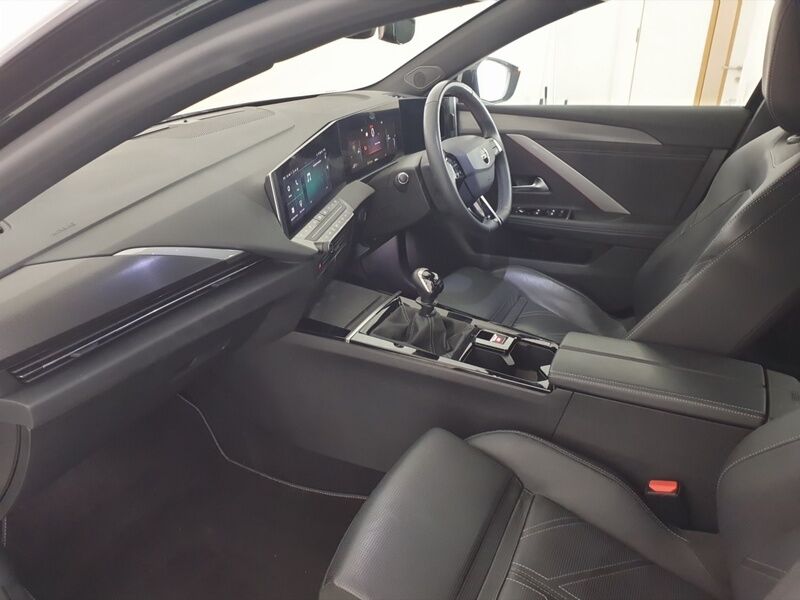 More views of Opel Astra