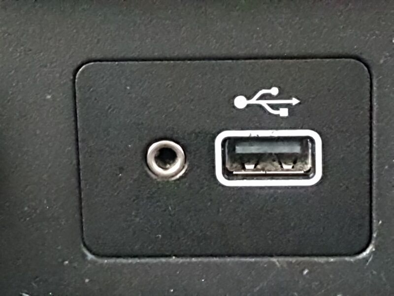 More views of Nissan Leaf